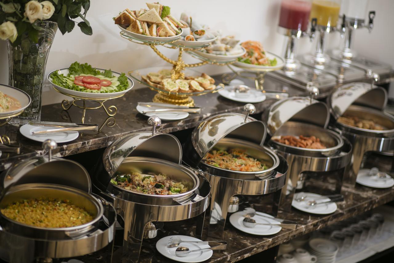 Hanoi Center Silk Premium Hotel & Spa & Travel Екстер'єр фото
