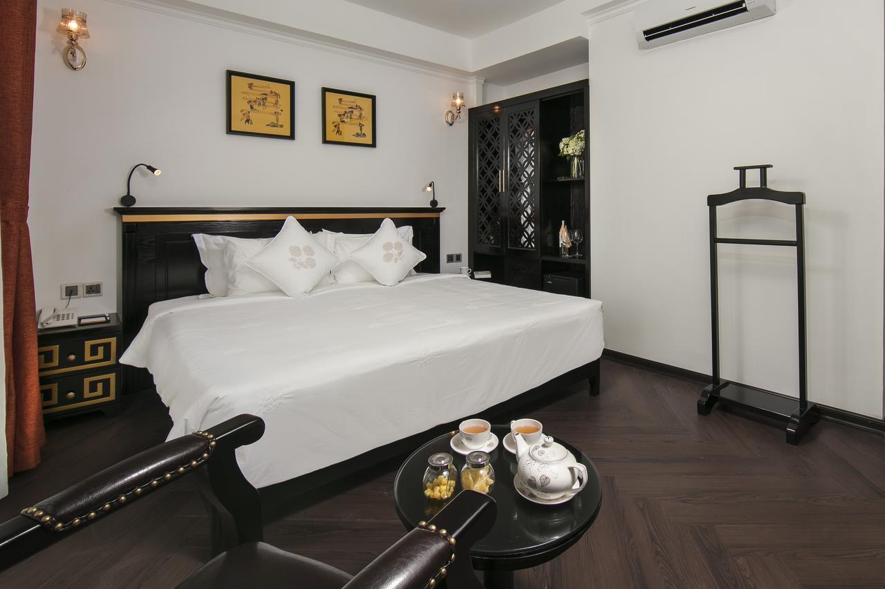 Hanoi Center Silk Premium Hotel & Spa & Travel Екстер'єр фото